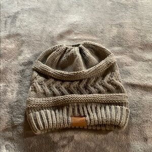 Boscoff Knit Beanie in Gray